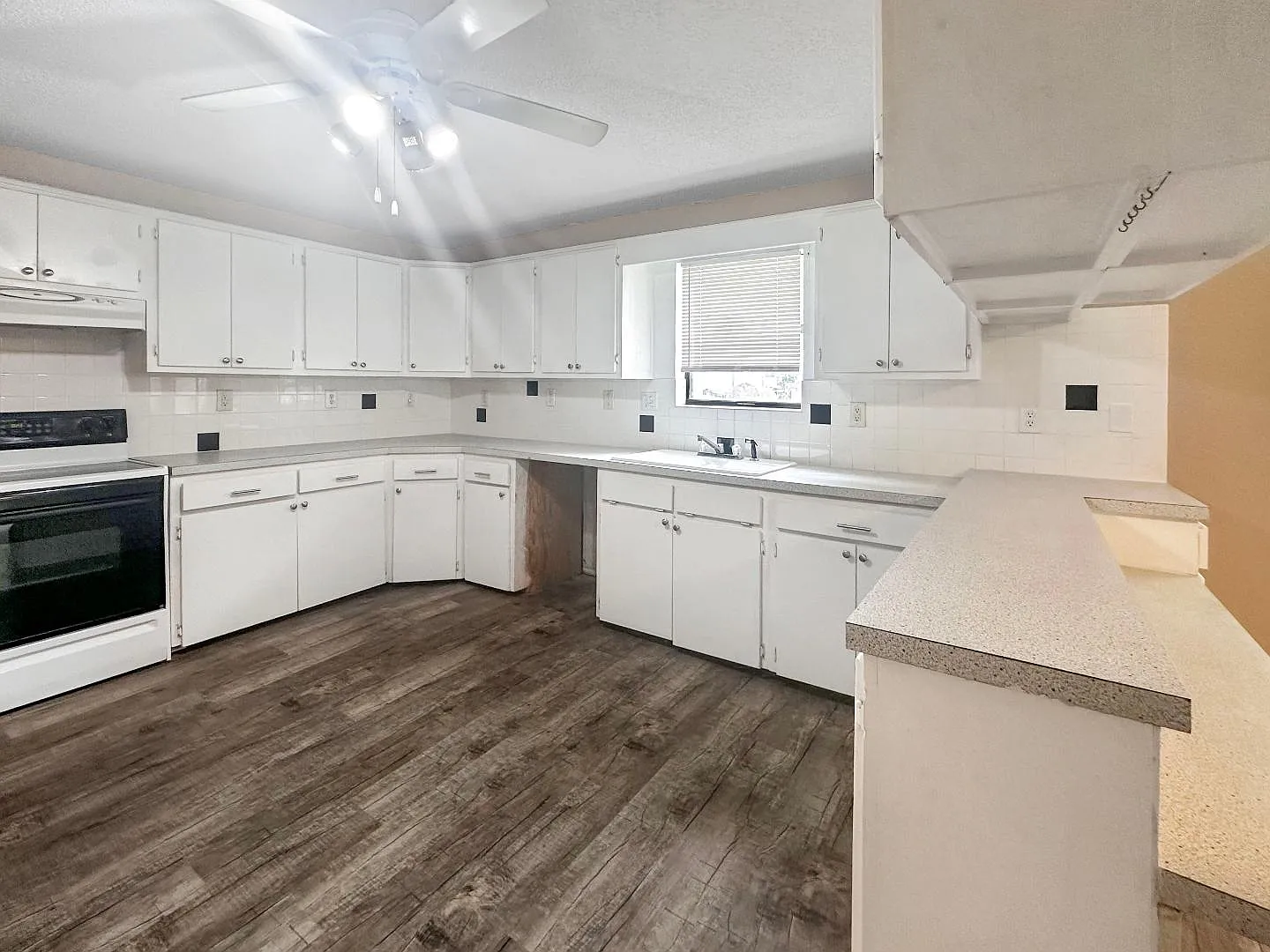 1218 N Okmulgee Ave — Photo 4