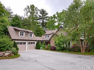 114 Gun Point, Cullowhee, NC 28723