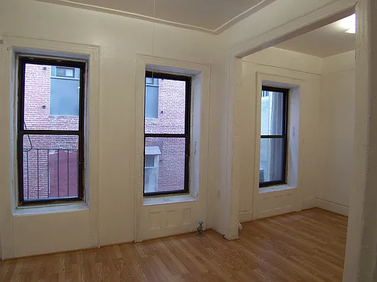 Sold by Sotheby's International Realty | media 18