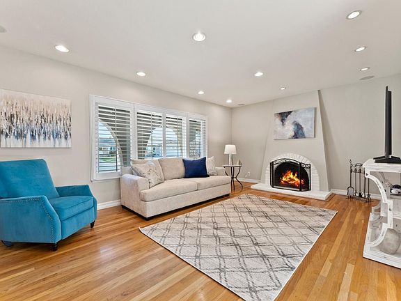 5th image of 545 Wildwood Way