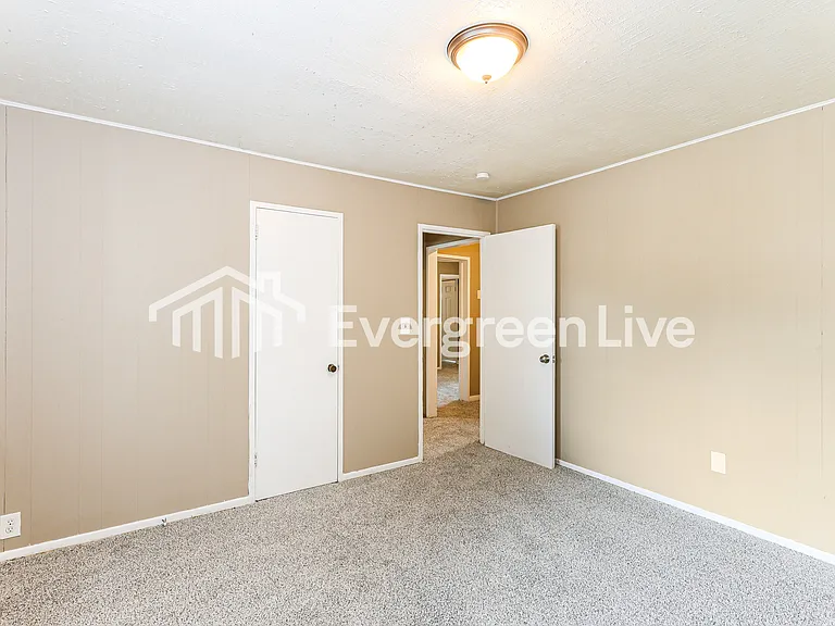 1254 Melody Ln — Photo 13