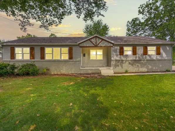2311 S Dollison Avenue, Springfield, MO 65807