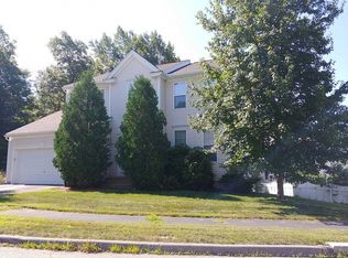 3 Jasmine Dr, Worcester, MA 01605