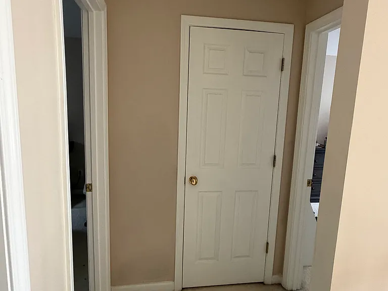 1019 Carroll Ct — Photo 10