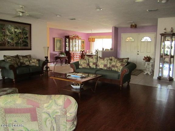 3rd image of 47 Kingsley Cir