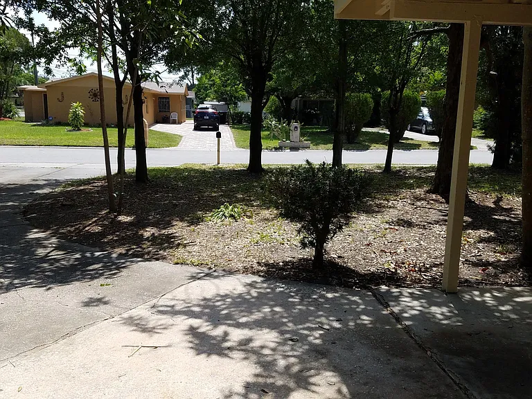 7708 Prato Ave — Photo 3