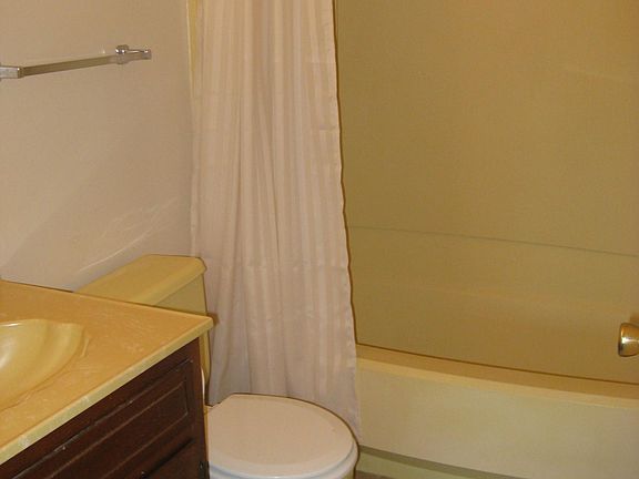 2nd image of 11 N Carlisle St APT 302