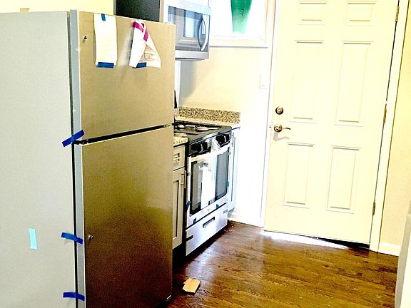 5th image of 4611 S Lake Park Ave #2