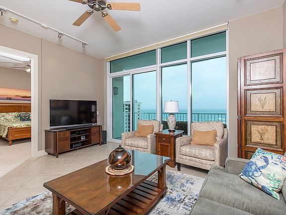 3rd image of 310A Padre Blvd