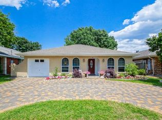 4625 Transcontinental Dr, Metairie, LA 70006