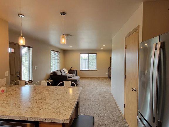 4th image of 2050 SE Maphet Rd