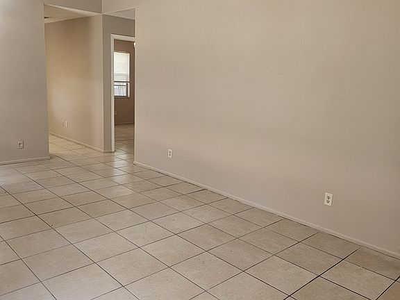 2nd image of 3137 Huron Ave APT B