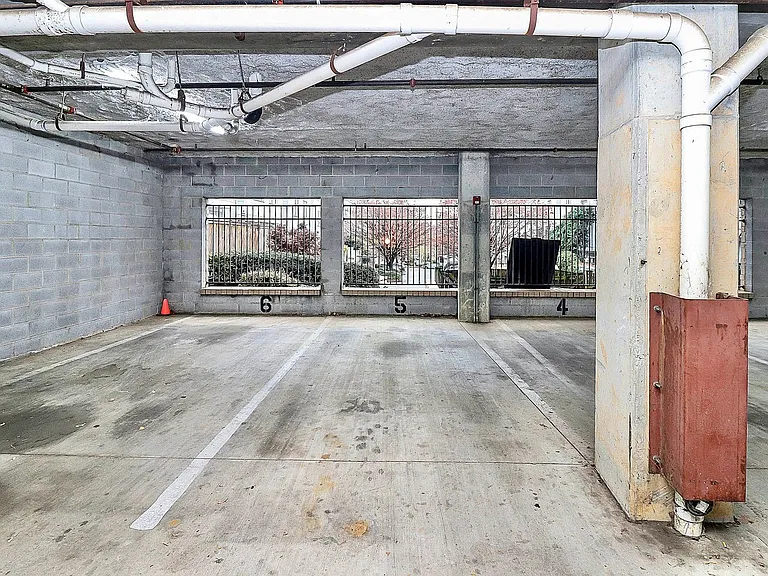 712 N Davidson St — Photo 29