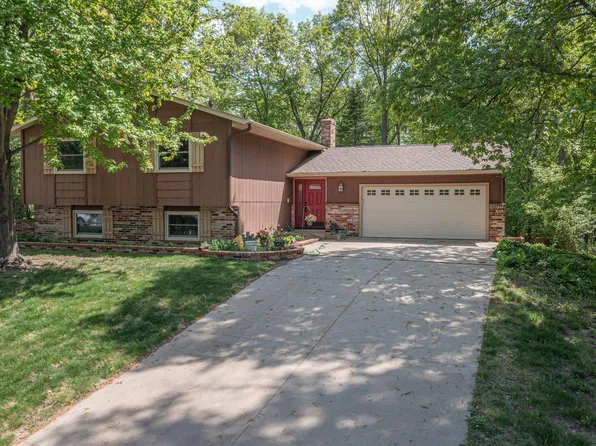 13587 70th Ave N, Maple Grove, MN 55311