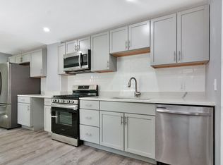 25 2nd St #25, North Andover, MA 01845