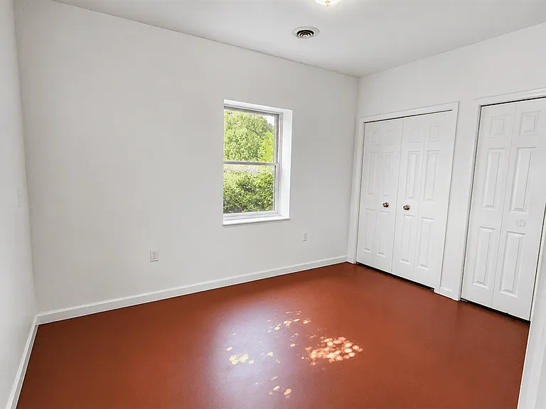 1425 N Sutton Rd — Photo 14