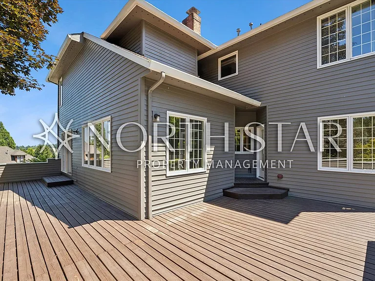 2055 Ridge Pointe Dr — Photo 37