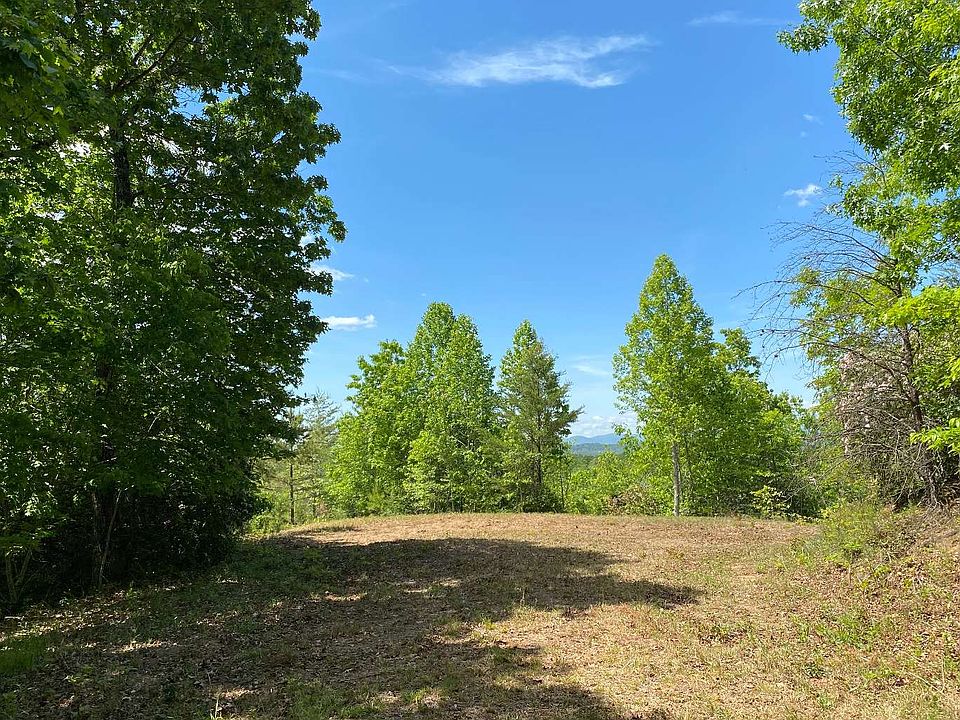 2nd image of Windy Ridge Ln