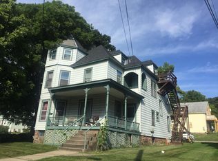 400 S Union St APT 4, Burlington, VT 05401