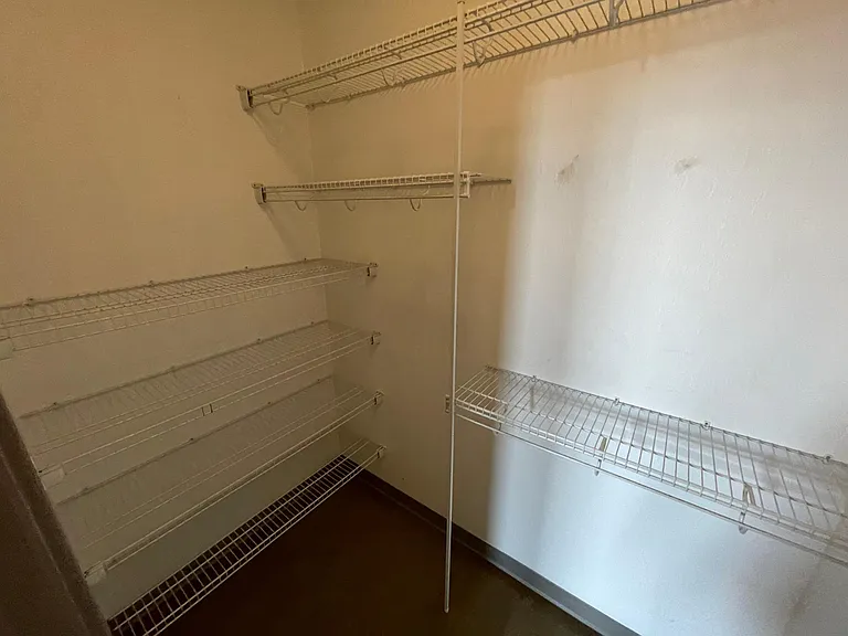 1104 Prospect Ave E #205 — Photo 8