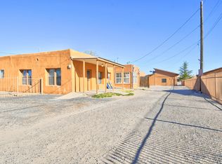 1723 Valley Rd SW, Albuquerque, NM 87105