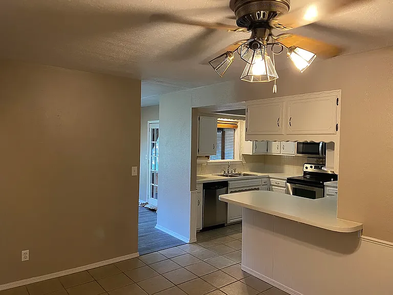 2056 Buggy Whip Ln — Photo 41
