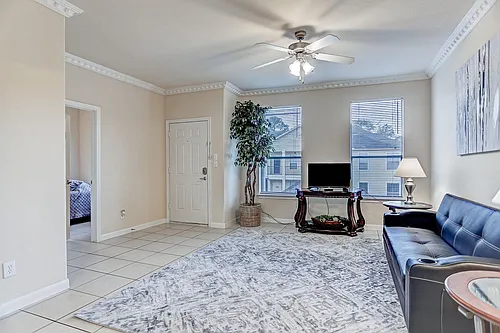 2078 Laverne St #8 Photo 1