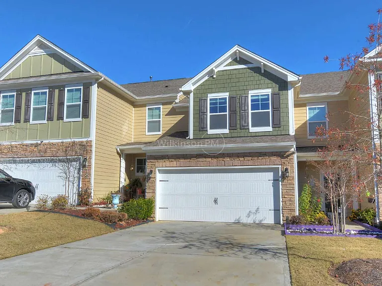 1465 Bramblewood Dr — Photo 3