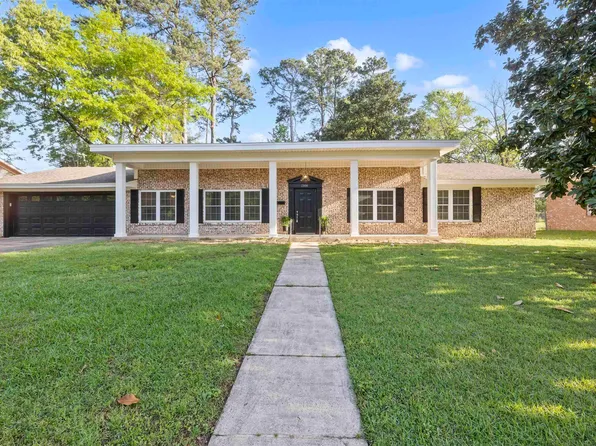 1308 Brazos St, Texarkana, TX 75503