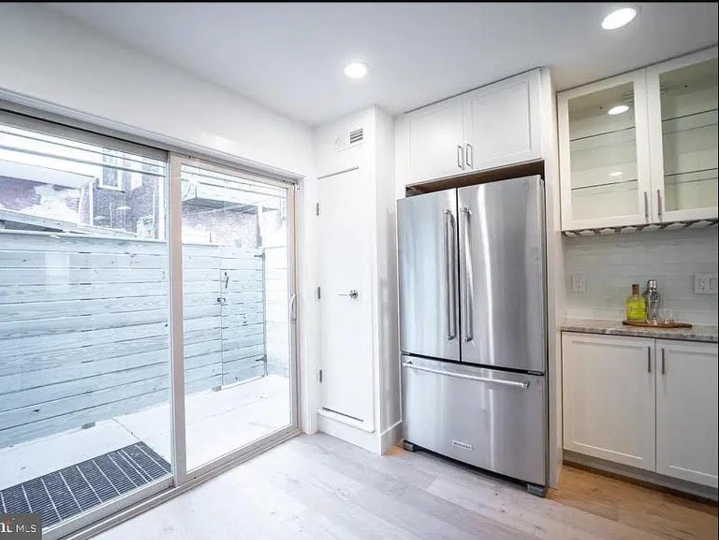 2621 Latona St. Philadelphia, PA 19146 — Photo 3