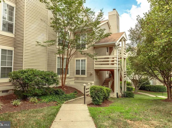 6610 Jupiter Hills Cir APT J, Alexandria, VA 22312