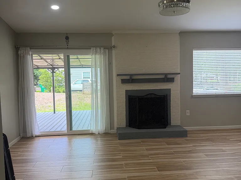 2417 Birnen Dr — Photo 10
