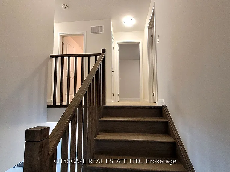 206 Rosanne Cir — Photo 11