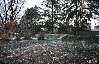 4th image of 125 W Langhorne Ave