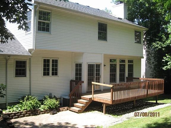 2nd image of 2878 Big Timber Dr NE