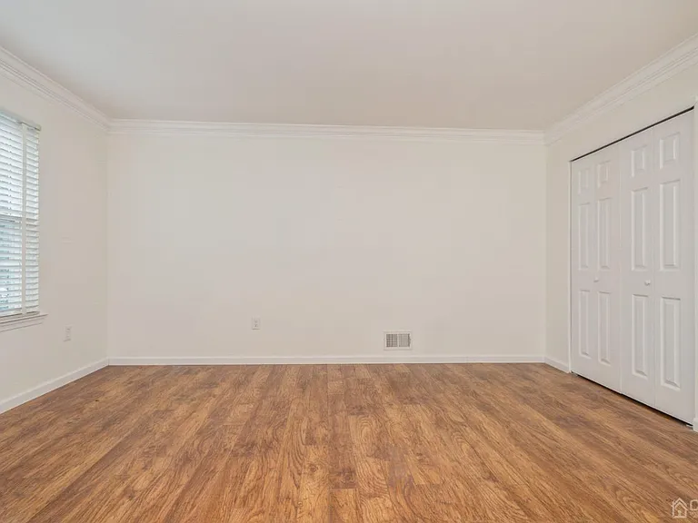 101 Quince Ct — Photo 14