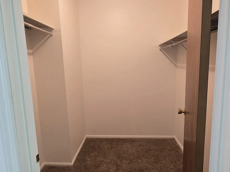 44 Southwoods Ave #2
