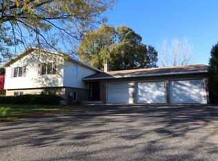 5478 W 133rd St, Savage, MN 55378