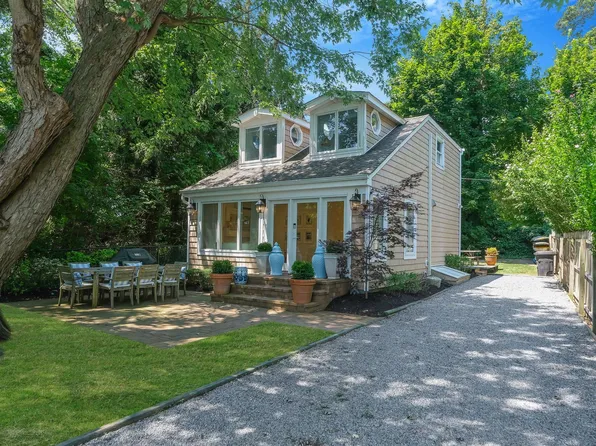 22 Dunton Drive, East Patchogue, NY 11772