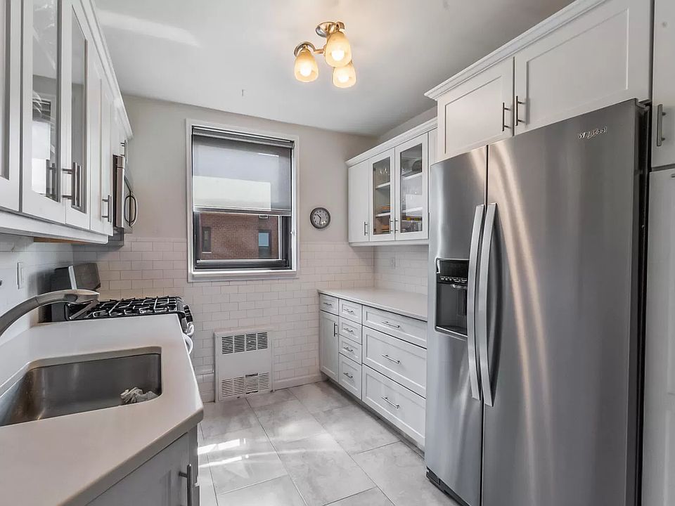 1st image of 139-15 83rd Ave #633