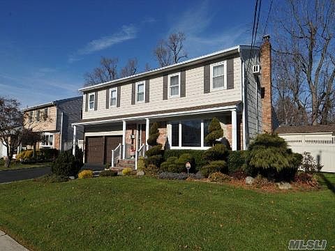 2nd image of 14 Sherwood Dr