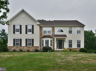 1015 Hickory Ridge Dr, Chalfont, PA 18914