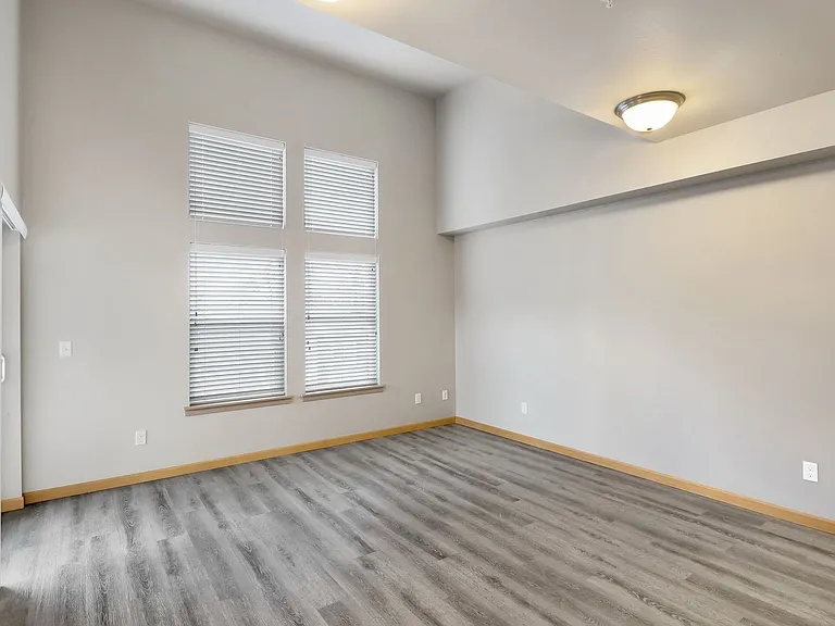 Tremezzo Apartments — Photo 101