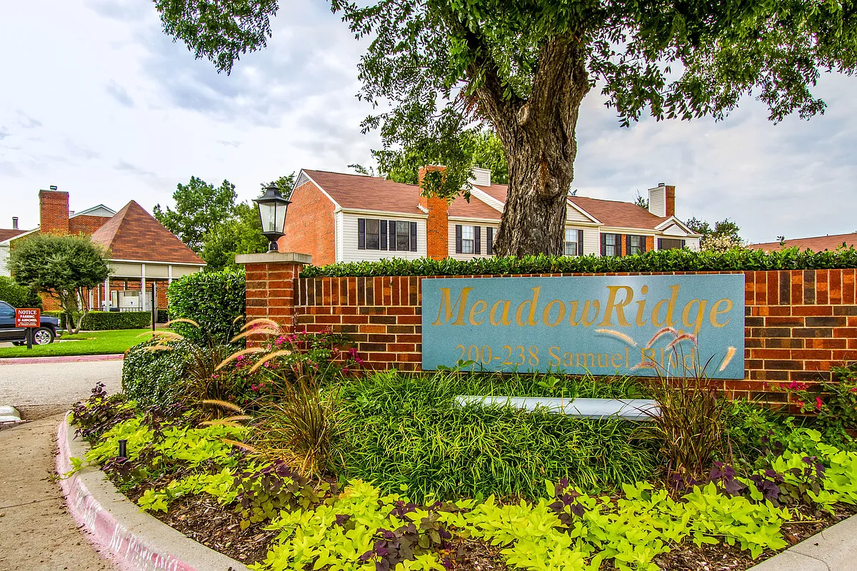 Building Photo - 224 Samuel Blvd #K-5