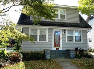 56 Harvard Rd, Audubon, NJ 08106