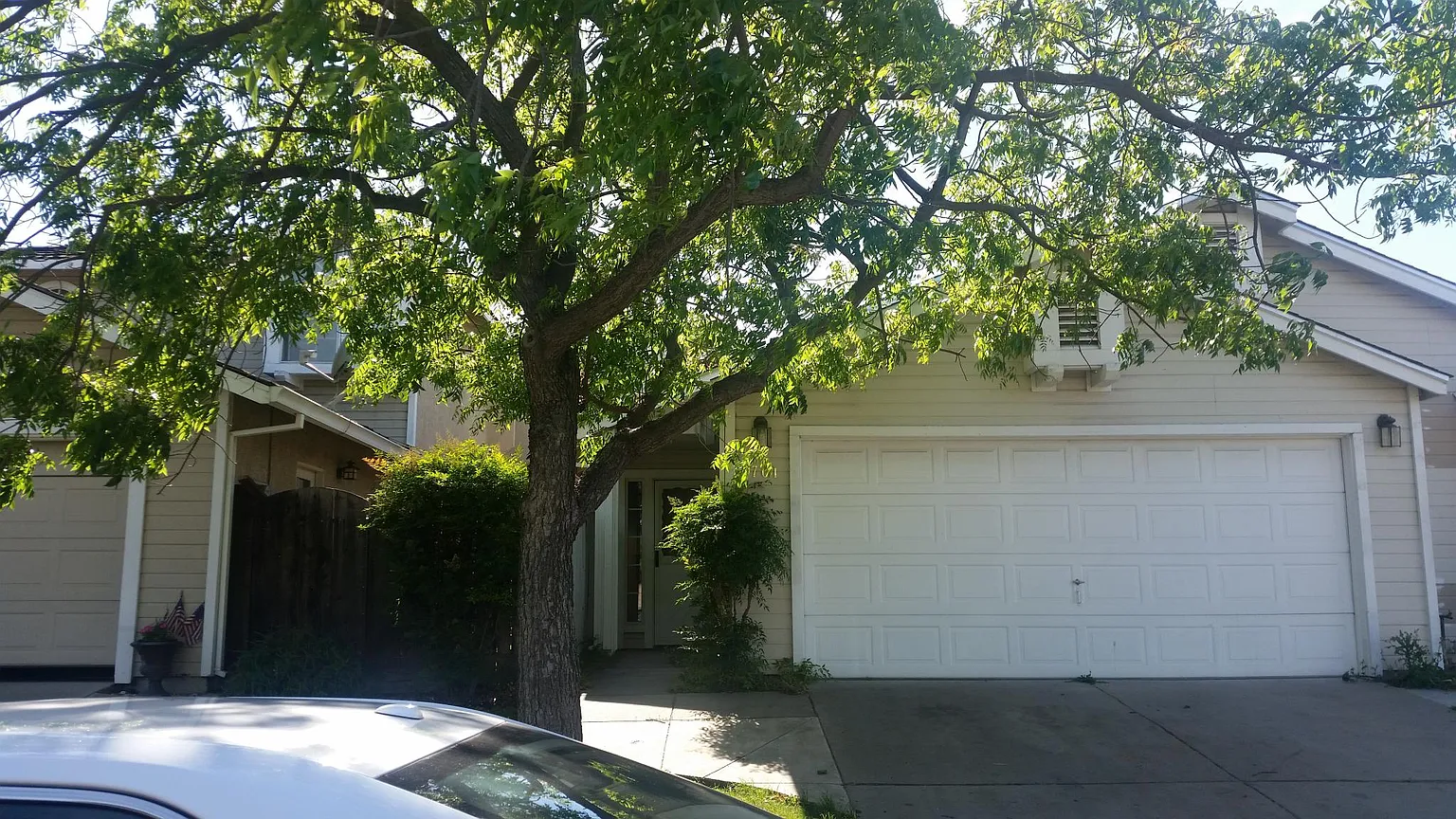 1701 Cashmere Dr photo 1
