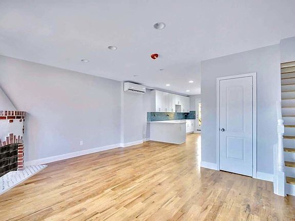 2nd image of 11612 217th St