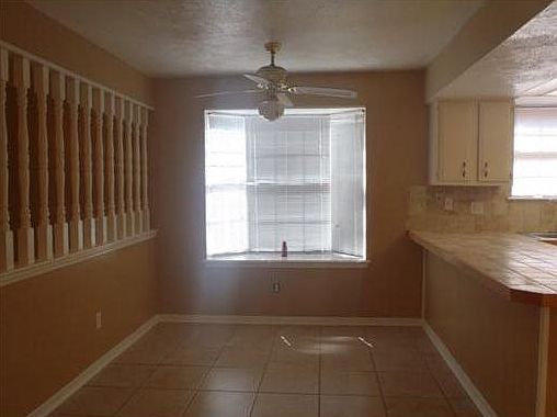 5th image of 4626 Park Dr S