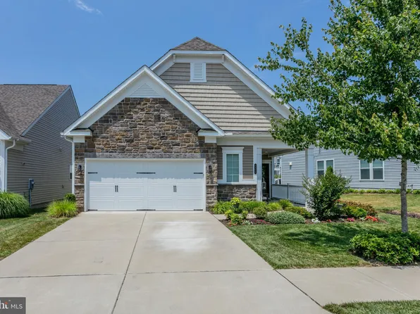 5926 Avery Point Dr, Fredericksburg, VA 22406