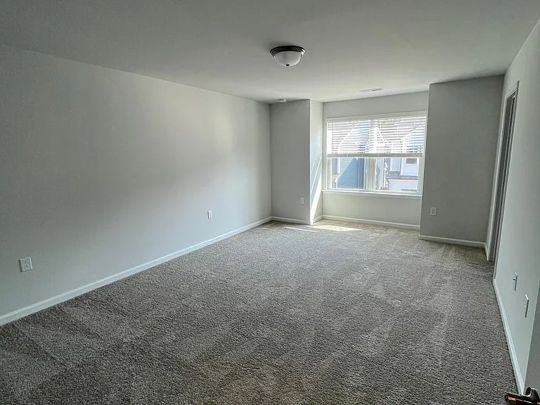 415 Parker Station Ave — Photo 30